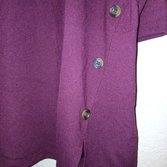 Denim & Co. Women's Burgundy Top - Picture 3 of 6